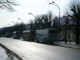 Der Busstop vor Schloß Schönbrunn