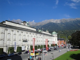Sightseeing bei der Hofburg in Innsbruck